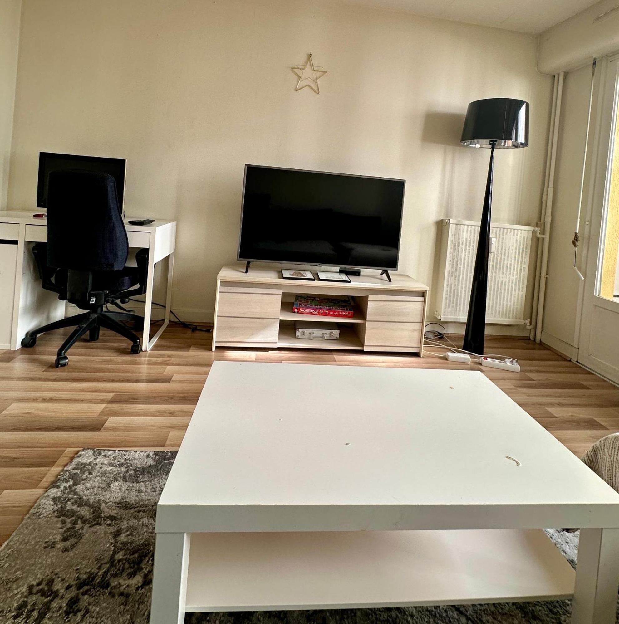 Et Confortable Apartment Paris