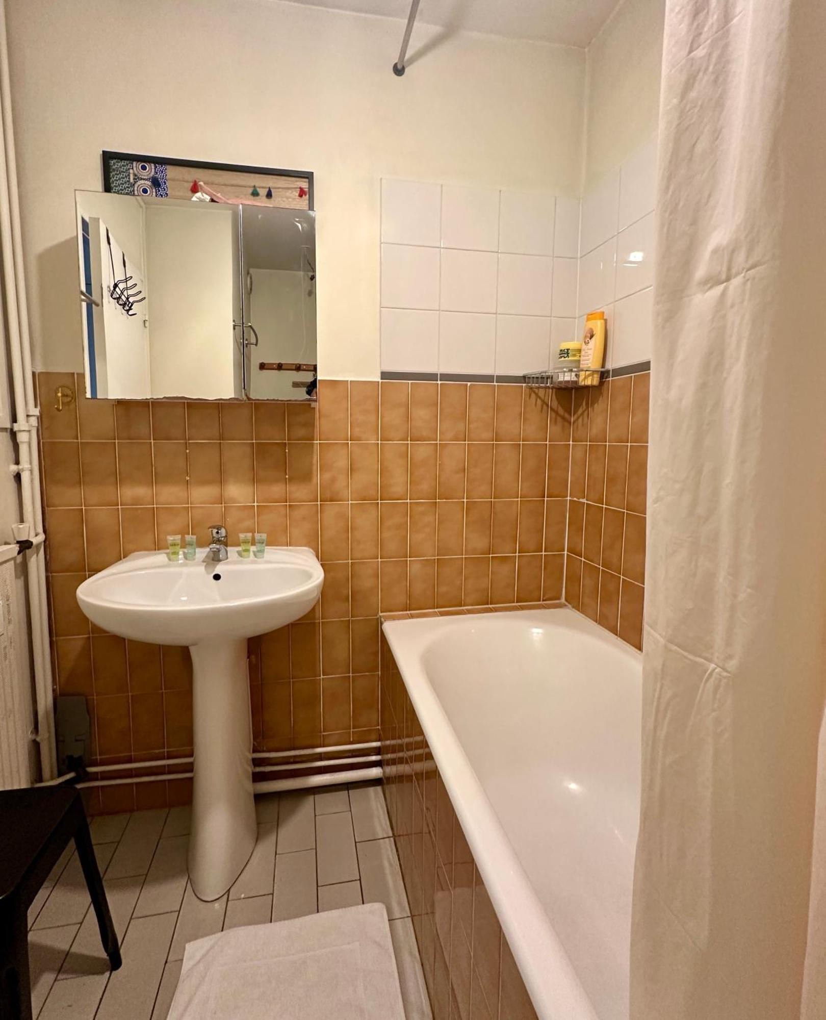 Apartment Et Confortable Paris